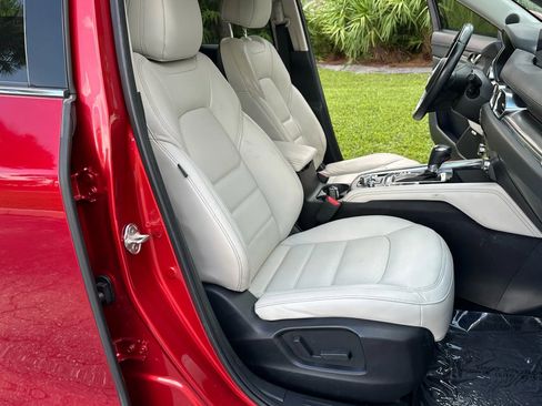 Used 2018 MAZDA CX-5 Grand Touring w/ Premium Package image 13