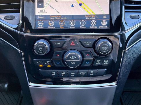 Certified 2022 Jeep Grand Cherokee Limited image 19