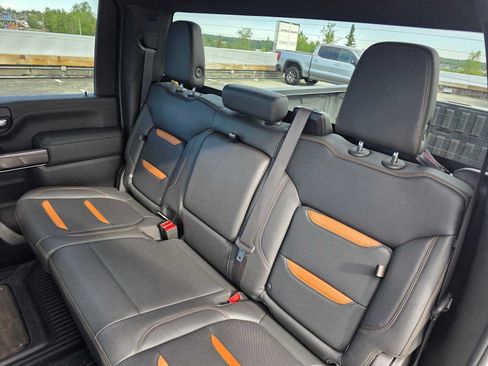 Used 2023 GMC Sierra 2500 AT4 w/ Snow Plow Prep/Camper Package AWD/4WD image 17