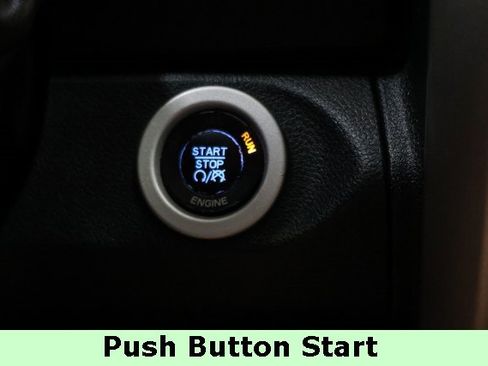 Used 2016 RAM 3500 Laramie w/ Convenience Group image 18