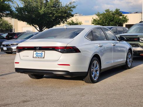 Used 2025 Honda Accord LX image 6