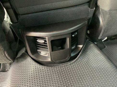 Used 2025 RAM 2500 Big Horn AWD/4WD image 25