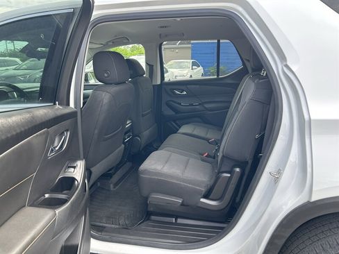 Used 2019 Chevrolet Traverse LS AWD/4WD image 9