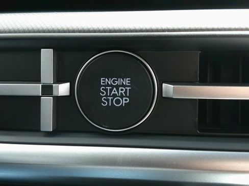 Used 2026 Hyundai Santa Fe SEL image 12