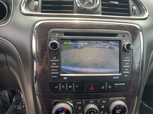 Used 2017 Buick Enclave Premium w/ Experience Buick Package AWD/4WD image 18