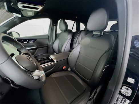 New 2025 Mercedes-Benz GLC 300 4MATIC image 11