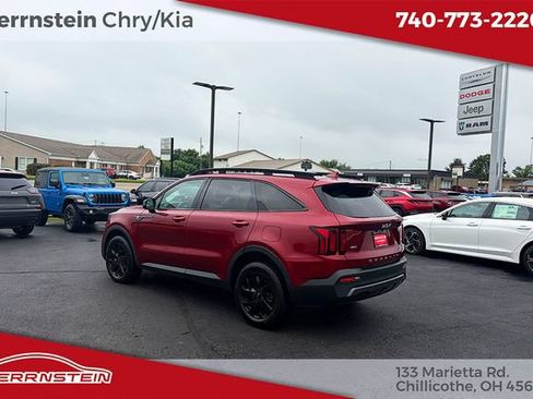 Used 2022 Kia Sorento S w/ Panoramic Sunroof Package AWD/4WD image 5