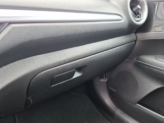 Used 2022 Kia Forte GT-Line w/ GT-Line Premium Package FWD image 18
