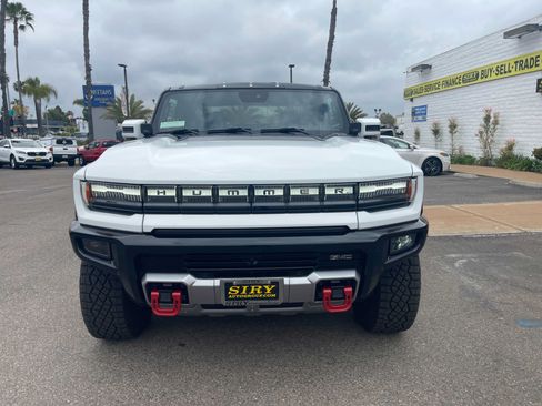 Used 2024 GMC Hummer EV 2X w/ Extreme Off-Road Package AWD/4WD image 8