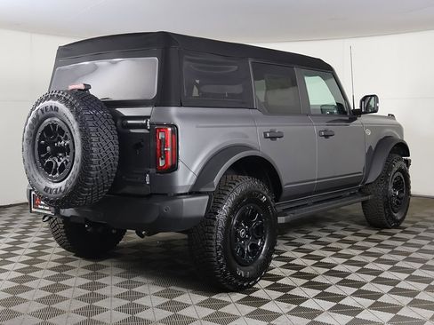 Used 2024 Ford Bronco Wildtrak image 10