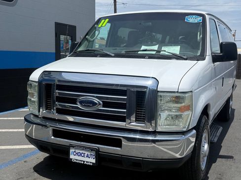 Used 2011 Ford E-350 and Econoline 350 XLT RWD image 21