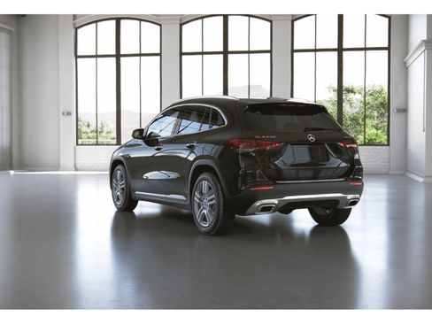Certified 2023 Mercedes-Benz GLA 250 4MATIC image 13