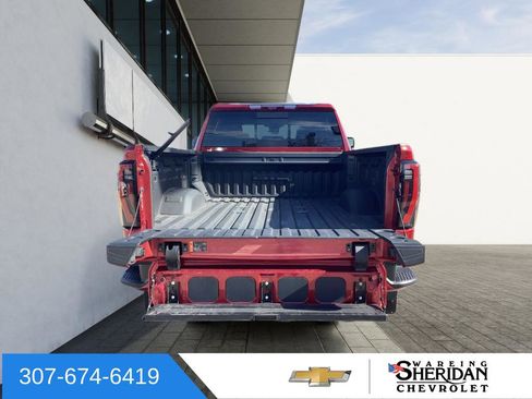 Used 2024 GMC Sierra 2500 AT4 w/ AT4 Premium Plus Package AWD/4WD image 8