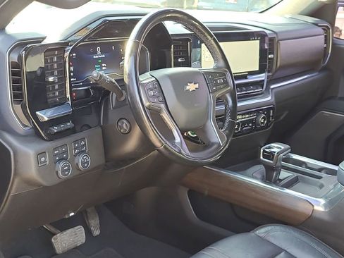 Used 2024 Chevrolet Silverado 1500 High Country w/ Technology Package image 10