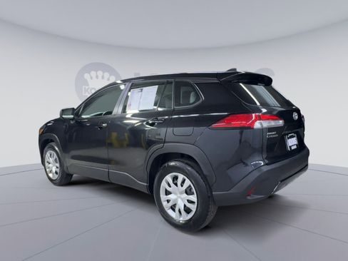 Used 2024 Toyota Corolla Cross L AWD/4WD image 8