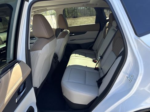 New 2026 Nissan Murano Platinum w/ Cargo Package AWD/4WD image 28