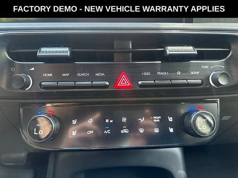 Used 2026 Hyundai Palisade XRT Pro AWD/4WD image 12