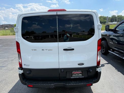 Used 2016 Ford Transit 350 XL image 6