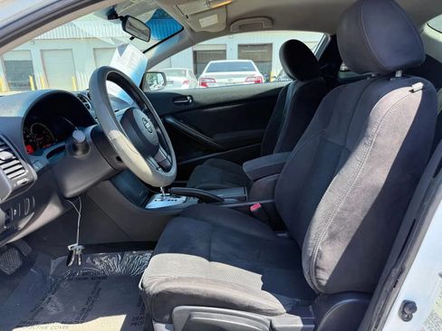 Used 2012 Nissan Altima 2.5 S FWD image 2