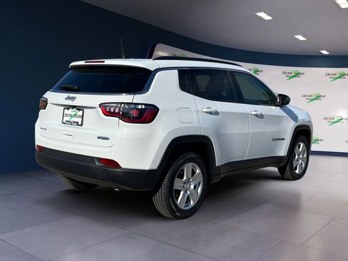 Used 2022 Jeep Compass Latitude w/ Convenience Group AWD/4WD image 10