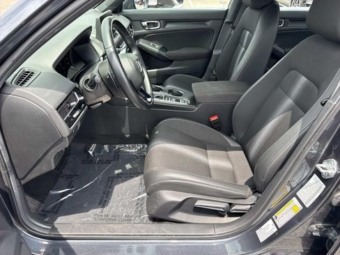 Used 2025 Honda Civic Sport image 29