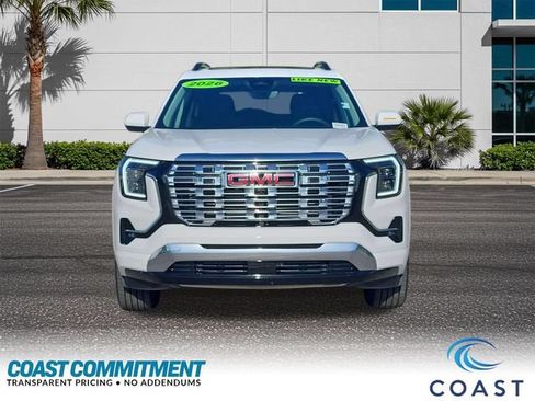 Used 2026 GMC Terrain Denali AWD/4WD image 2