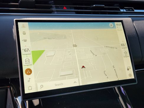 Certified 2025 Land Rover Range Rover Sport Dynamic SE image 21