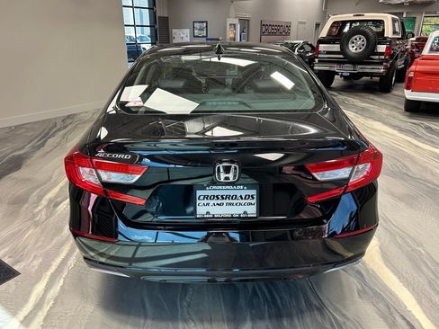 Used 2018 Honda Accord EX-L image 30