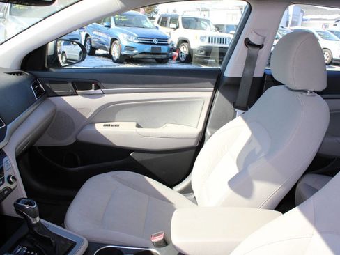 Used 2018 Hyundai Elantra Value Edition image 14