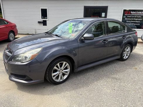 Used 2014 Subaru Legacy 2.5i Premium AWD/4WD image 1