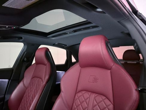 Used 2019 Audi S4 Premium Plus w/ Premium Plus Package AWD/4WD image 21