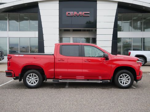 Used 2019 Chevrolet Silverado 1500 RST w/ All-Star Edition AWD/4WD image 2