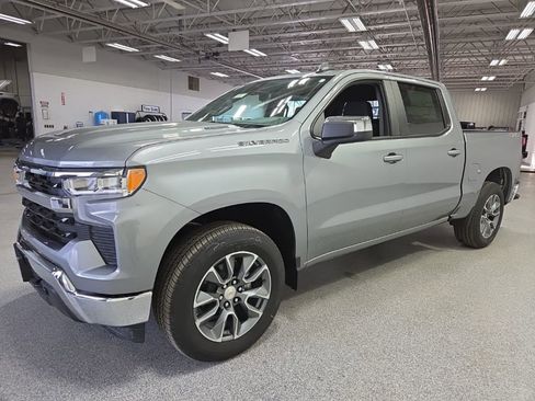 New 2026 Chevrolet Silverado 1500 LT image 3