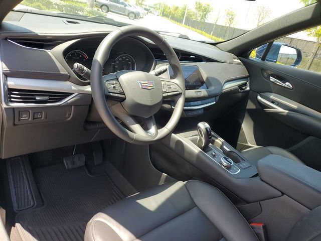 Used 2019 Cadillac XT4 Premium Luxury w/ Driver Awareness Package FWD image 11