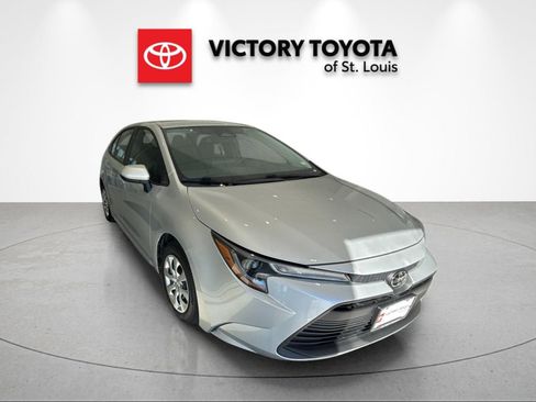 Used 2024 Toyota Corolla LE FWD image 1