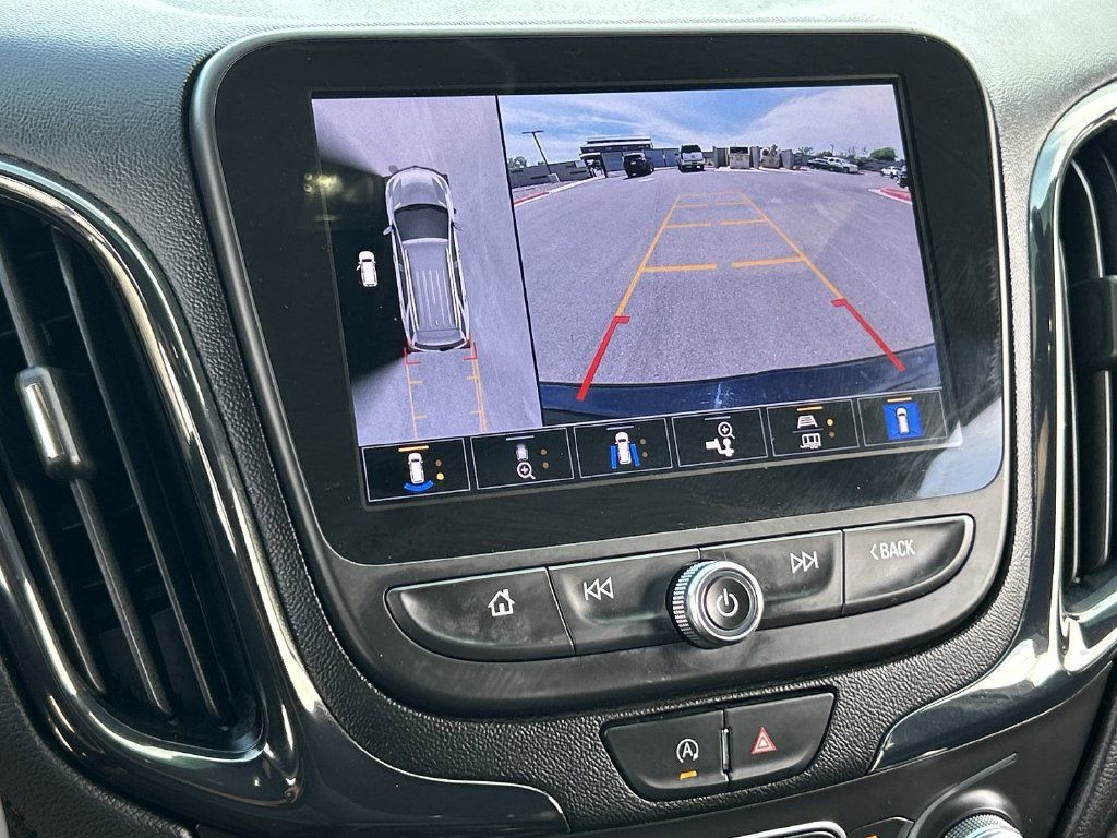 Used 2022 Chevrolet Equinox RS w/ RS Leather Package FWD image 28