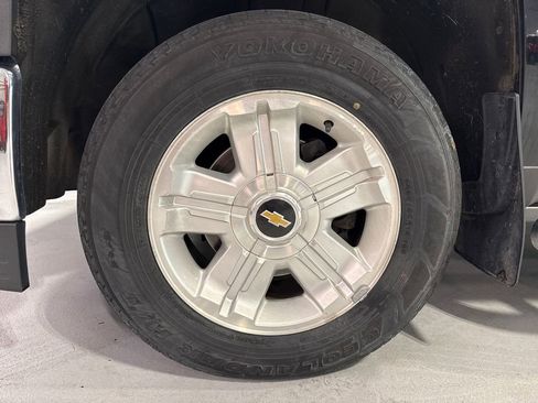 Used 2014 Chevrolet Silverado 1500 W/T AWD/4WD image 37