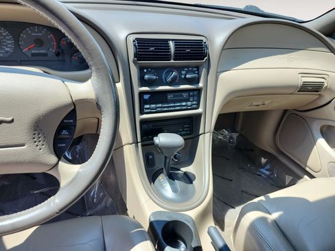 Used 2000 Ford Mustang GT RWD image 12