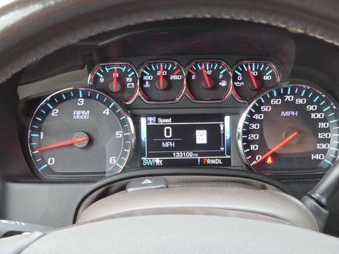 Used 2020 GMC Yukon XL SLT w/ Premium Edition RWD image 31