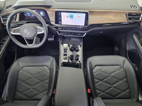 New 2026 Volkswagen Atlas SE image 17