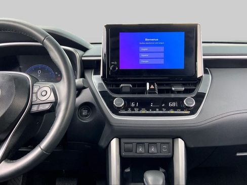 Certified 2025 Toyota Corolla Cross XLE AWD/4WD image 7