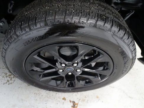 Certified 2025 Jeep Wrangler Unlimited Sahara image 25