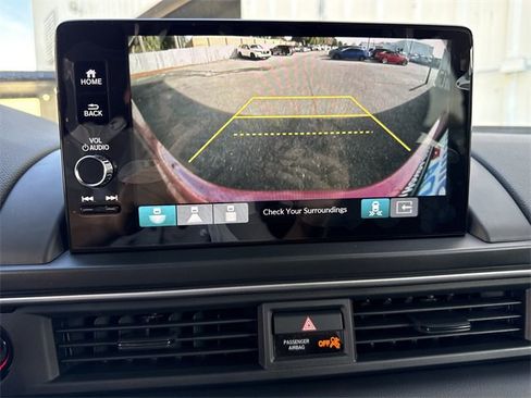 New 2025 Honda Pilot Touring image 25