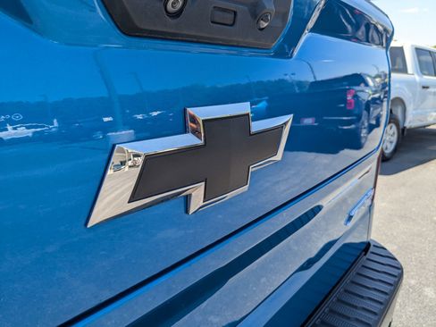 Used 2022 Chevrolet Silverado 1500 ZR2 w/ Technology Package image 30