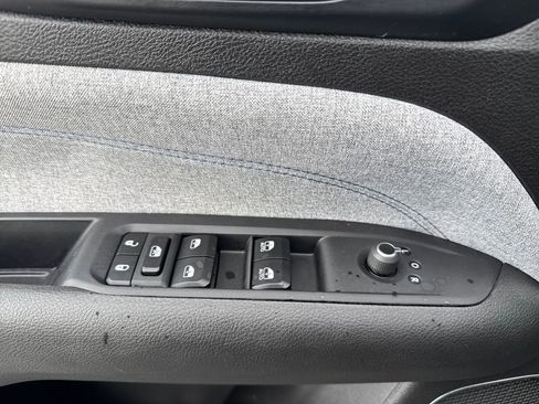 Used 2024 Jeep Compass Latitude w/ Convenience Group image 14