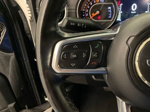 Used 2020 Jeep Gladiator Overland AWD/4WD image 12