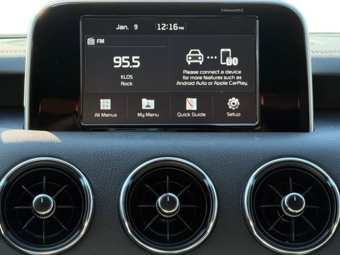 Used 2020 Kia Stinger GT-Line image 12