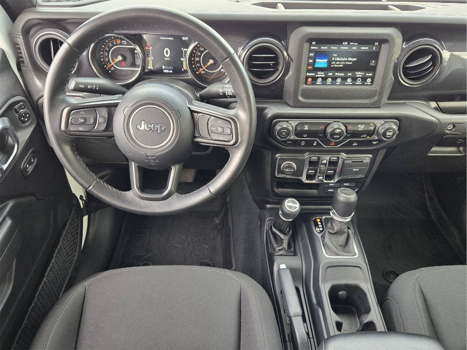 Used 2022 Jeep Gladiator Sport AWD/4WD image 26