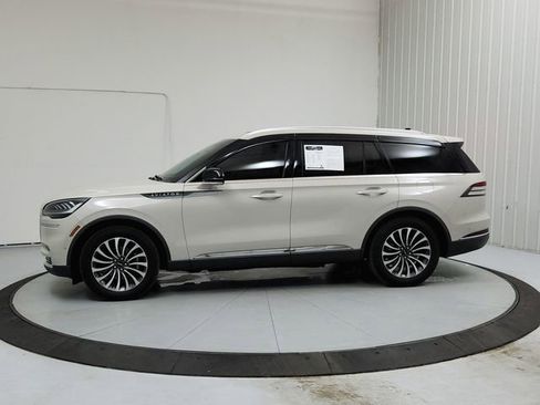 Used 2022 Lincoln Aviator Reserve w/ Equipment Group 201A image 4
