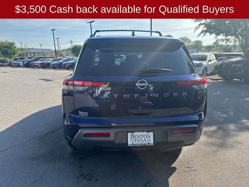 New 2026 Nissan Pathfinder SL AWD/4WD image 7